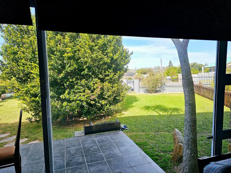 3 Bedroom Property for Sale in Mossel Bay Central Western Cape